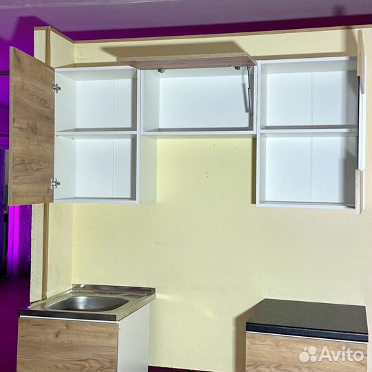 Кухонный гарнитур 1.6 м