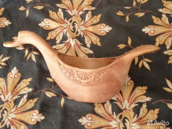 Конфетница дерево