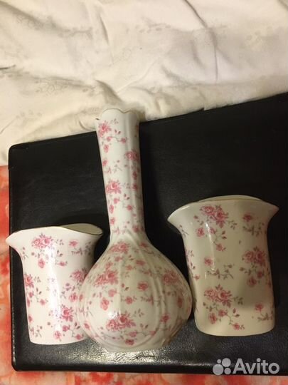 Вазочка и салфетницы