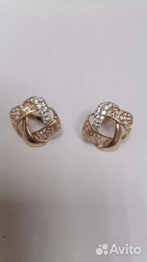 Золотые серьги