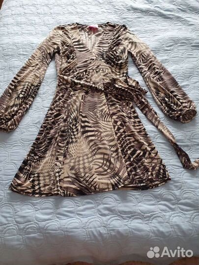 Платье Lipsy London