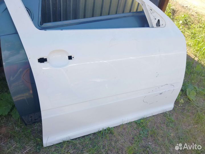 Дверь передняя правая Skoda Octavia a5