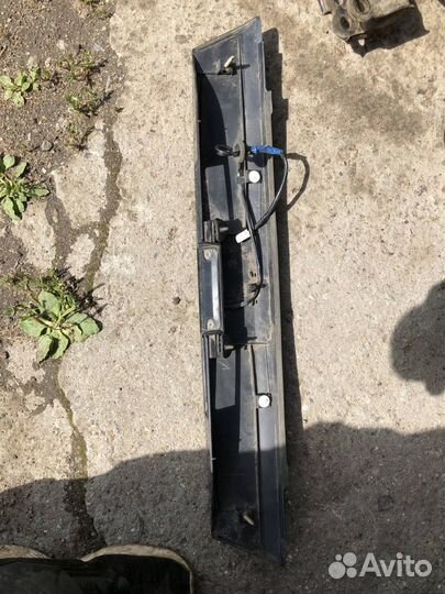 Накладка двери багажника Toyota Caldina