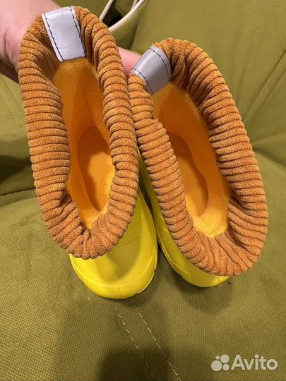 Детские резиновые сапоги 22 размер