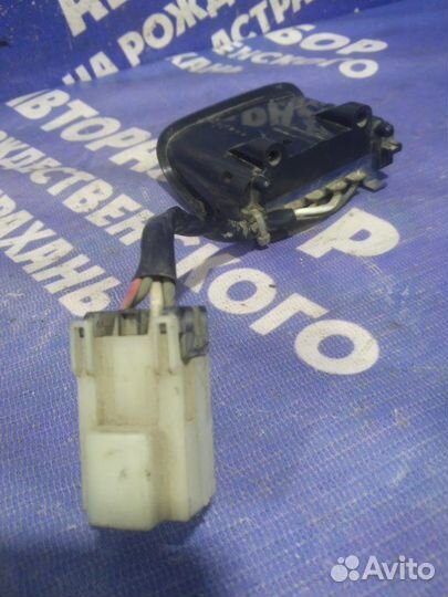 Кнопка открывания багажника Nissan Cefiro A32