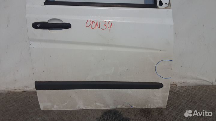 Дверь передняя правая mercedes benz vito W639 рест