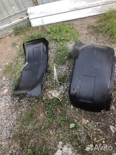 Передние подкрылки нива шевролет