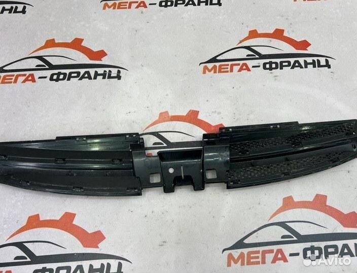 Решетка радиатора Citroen Berlingo фургон (M59)