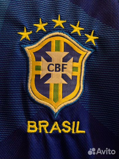 Футболка сборной Бразилии по футболу