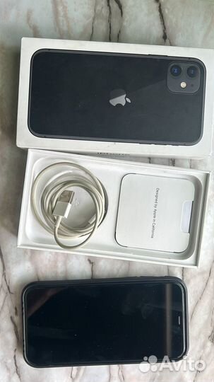 iPhone 11, 64 ГБ