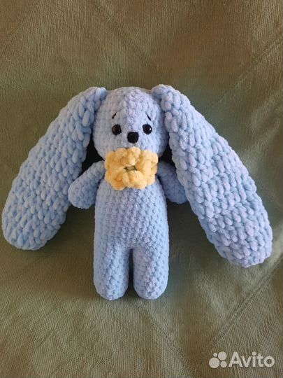 Плюшевый зайчонок