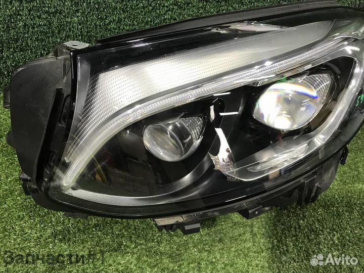 Фара левая Mercedes GLC X253 (2015-2019) LED