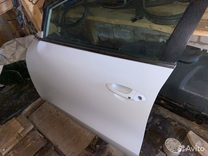 Дверь передняя левая Kia Ceed JD