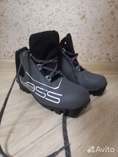 Лыжные ботинки р.33