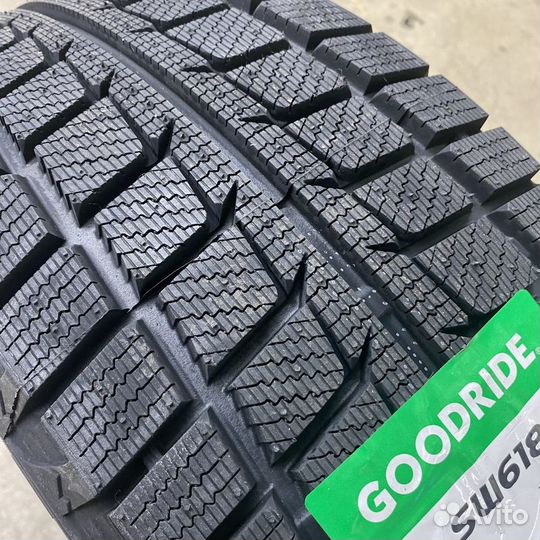 Goodride SW 618 215/55 R18 99H