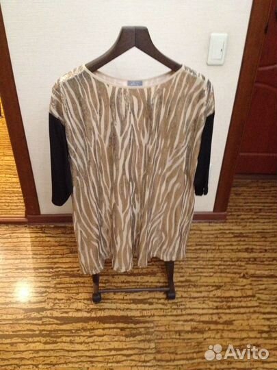 Новая эффектная блуза 60-62 размера