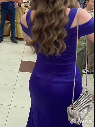 Вечернее платье