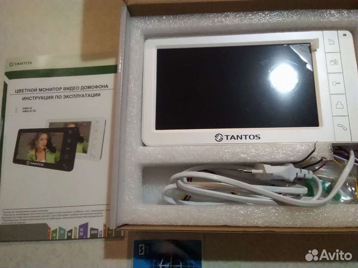 Видеодомофон новый