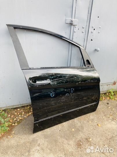 Дверь передняя правая w245