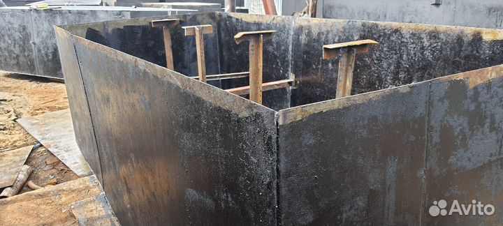 Выгребная яма на 10,3 кубов. Хранение бесплатно