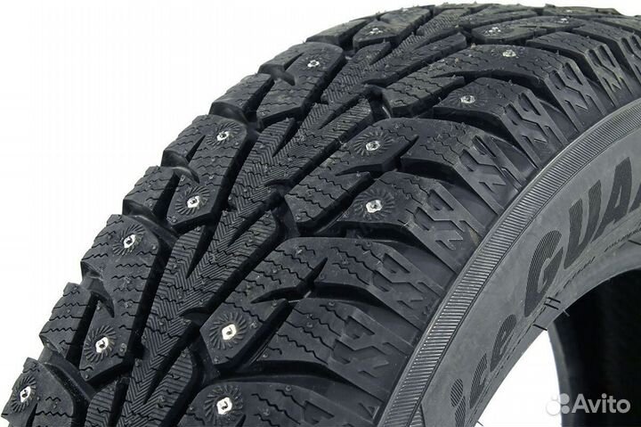 Yokohama Ice Guard Stud IG55 215/60 R16 99T