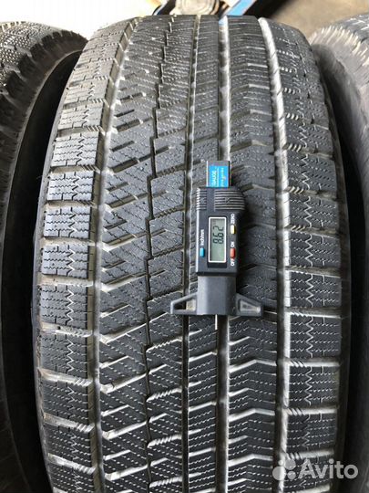 Bridgestone Blizzak VRX2 235/50 R18 97Q