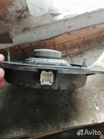 Динамик передний левый ниссан тиида c11