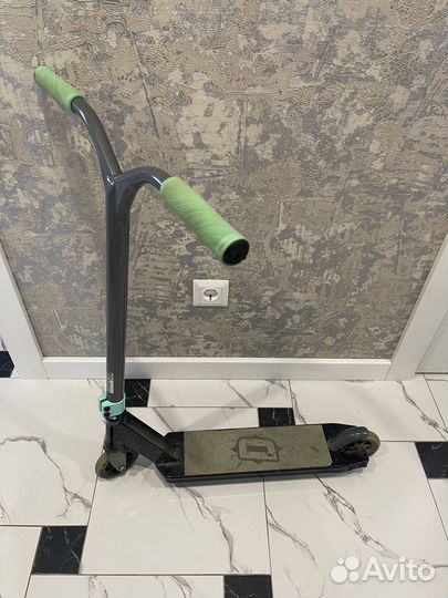 Трюковой самокат dominator Airborne