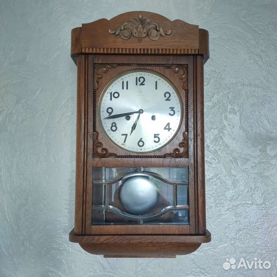 Антикварные настенные часы Junghans 30-е годы