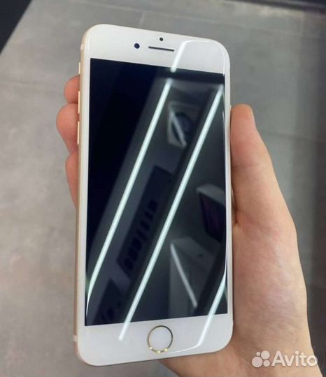iPhone 7, 32 ГБ