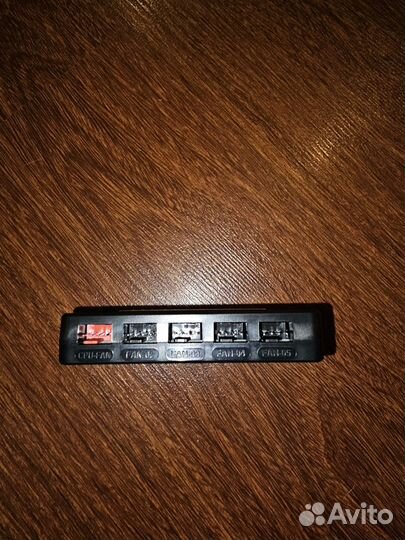 Xаб контроллер Thermalright FAN-HUB-Controller