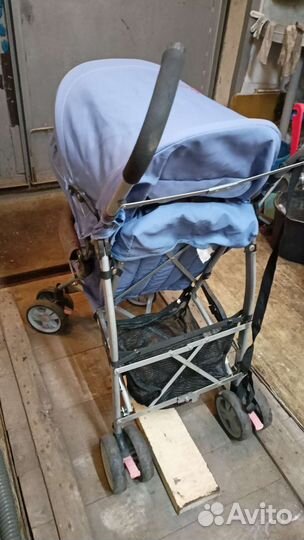 Прогулочная коляска трость
