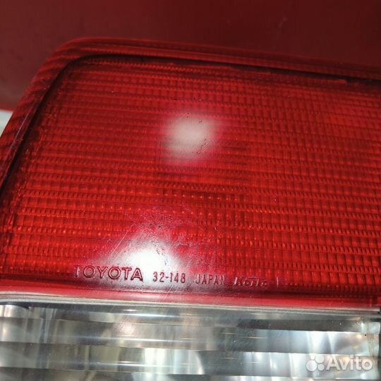 Фонарь правый внутренний Toyota Camry SV40