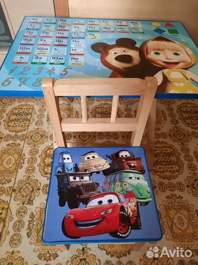 Детский стол и стул