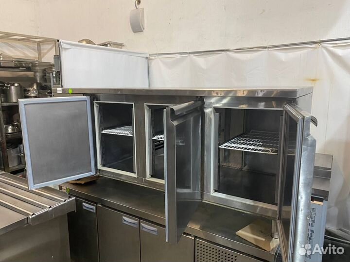 Холодильный стол