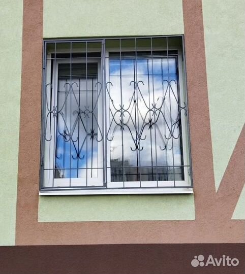 Решетки на окна N 1299 открывающиеся
