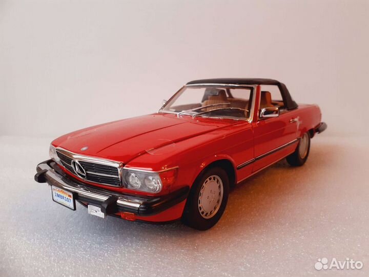 Модели Mercedes-Benz 1/18 Norev