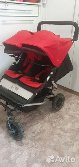 Коляска для двойни mountain buggy duet