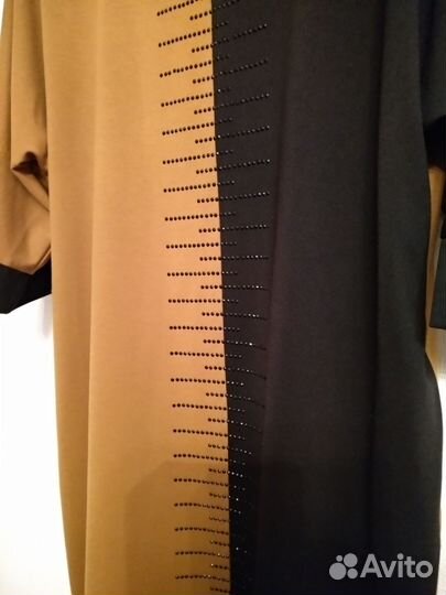 Нарядное оригинальное платье 60р