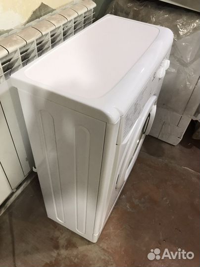 Стиральная машина indesit