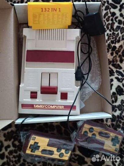 Dendy 500 встроеный игр+ картридж на 132 игры