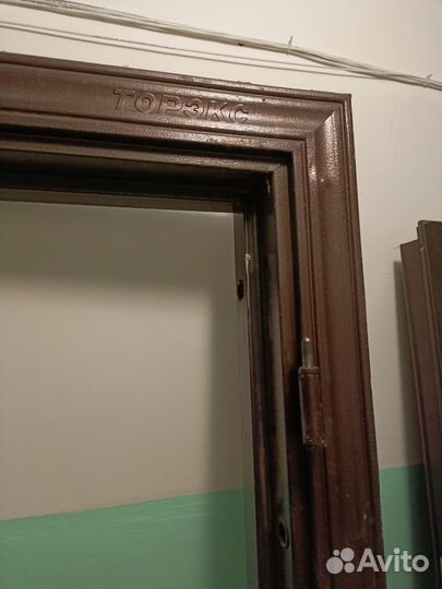 Дверь входная металлическая