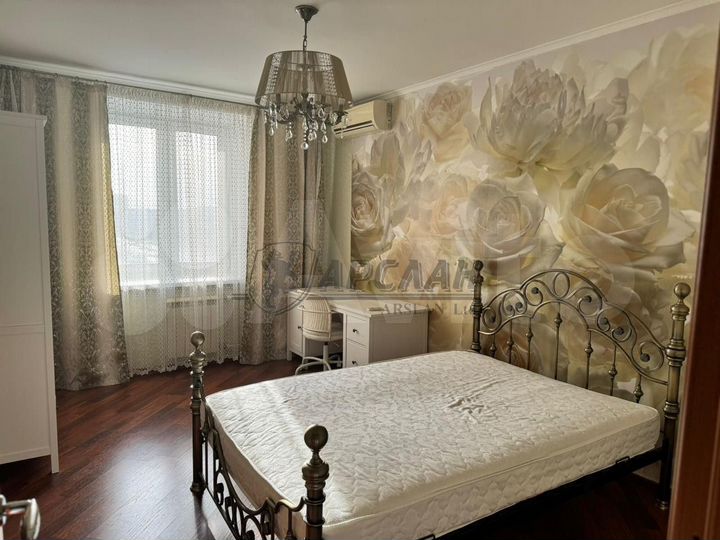 2-к. квартира, 70 м², 8/10 эт.