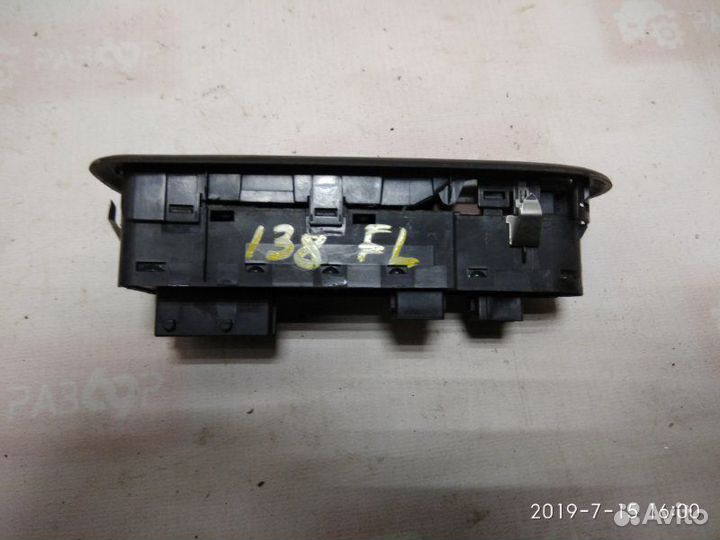 Блок управления стеклоподъёмниками Peugeot 408