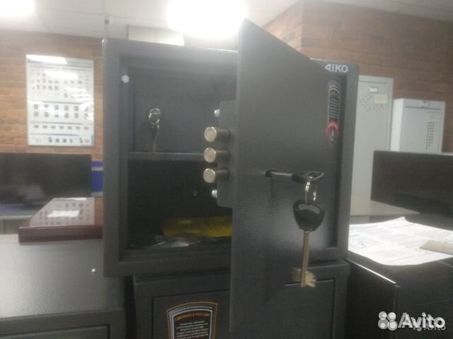 Оружейный сейф