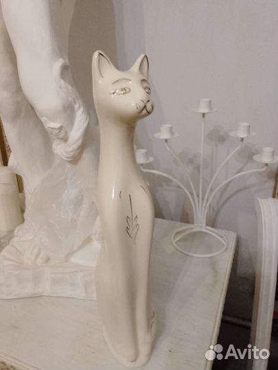 Статуэтка кошка дерево