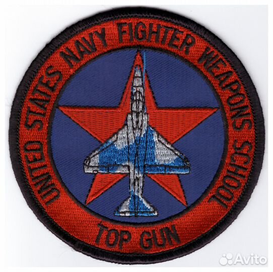 Автограф Тома Круза на эмблеме шевроне Top Gun