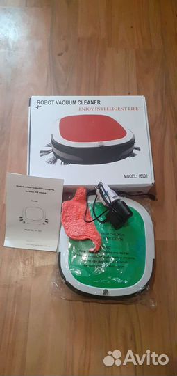 Робот пылесос почти новый