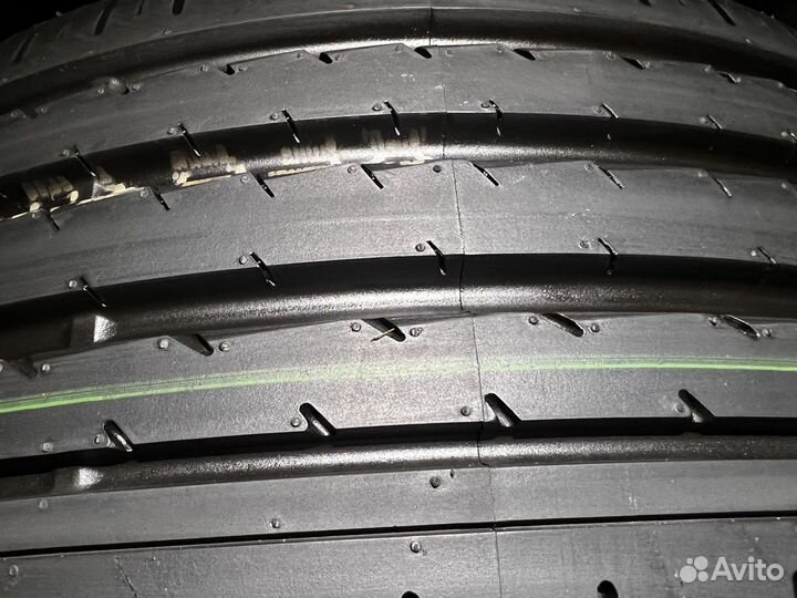 Yokohama Advan Sport V105 245/50 R18