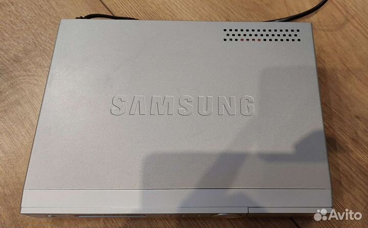 Цифровой спутниковый ресивер samsung DSB-b270v